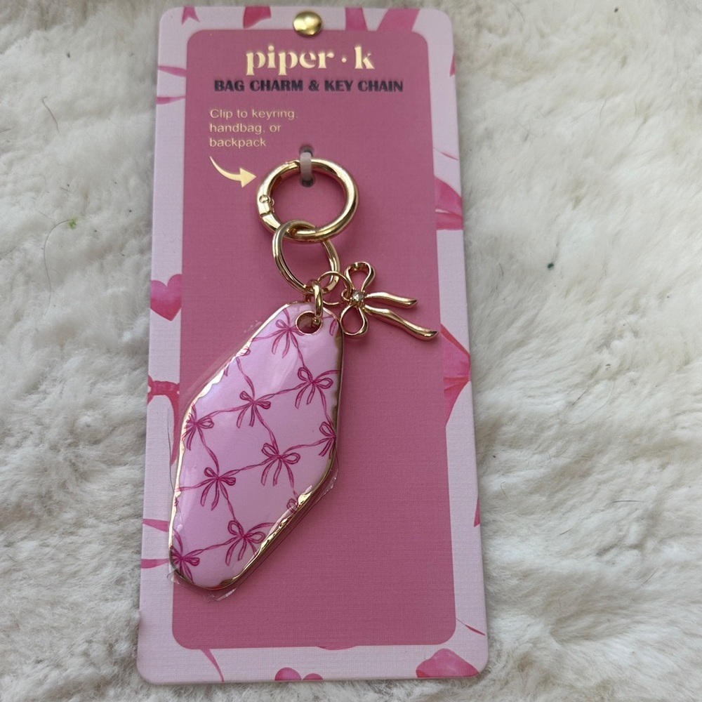 Piper K pink bow bag charm and key chain